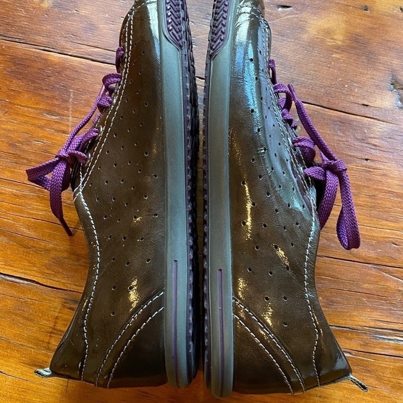 Ecco Spin Brown Patent Leather Sneakers - Picture 6 of 13